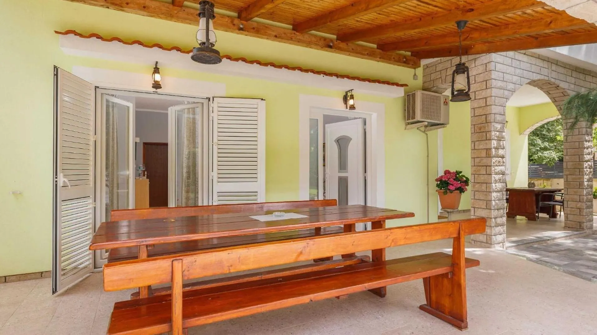 Wonderful Krk Island Stay Shared Pool, Grill Patio, And Nearby Beaches - Two Bedroom Apartment Krk Town 0*,  Croatia